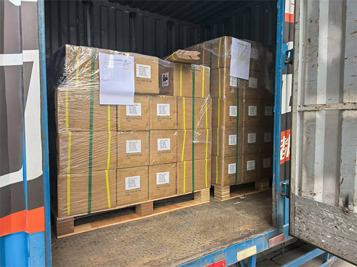 ลูกค้าทั่วโลกใช้พลังงานแบตเตอรี่ลิเธียมไอออนคุณภาพสูง